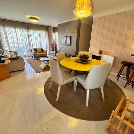 אקווירז Beach Living, Frente Mar, Vizinho Ao B Park מראה חיצוני תמונה